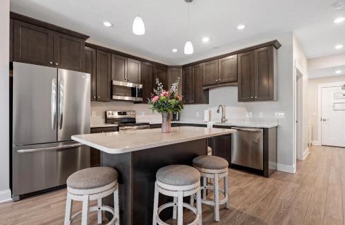 Traverse City House | 539 Bay Street