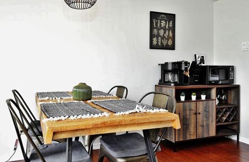 Stoneham Apartment | 54 chemin de la Perdrix