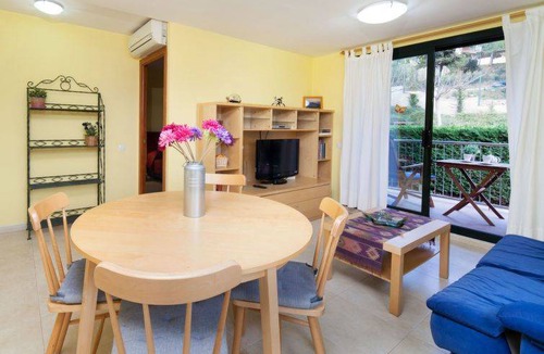 L'Escala Apartment | 54 m² Apartment ∙ 2 bedrooms ∙ 4 guests