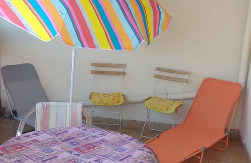 Saint-Brevin-les-Pins Apartment | 54 m² Studio/terrace/veranda center 400 m sea closed parking 1st floor