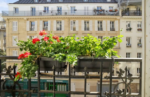 18th Arrondissement Apartment | 55 m² Apartment ∙ 2 bedrooms ∙ 3 guests