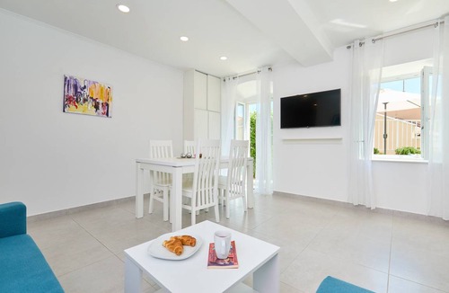 Pile Apartment | 55 m² Apartment ∙ 1 bedroom ∙ 4 guests