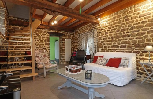 Saint-Mars-d'Egrenne House | 55 m² House ∙ 1 bedroom ∙ 5 guests
