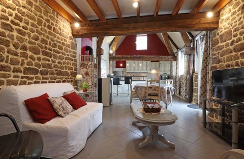 Saint-Mars-d'Egrenne House | 55 m² House ∙ 1 bedroom ∙ 5 guests