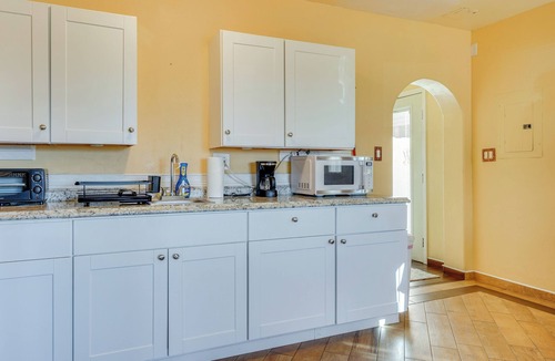 Benson Cottage | 55-Plus Desert Oasis in Benson w/Mountain Views
