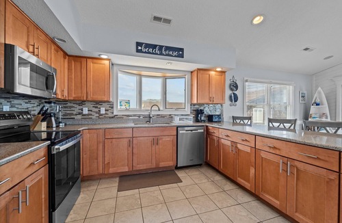 Nags Head House | 5515-Crystal Gable, | Oceanfront | Nags Head | Sleeps 12
