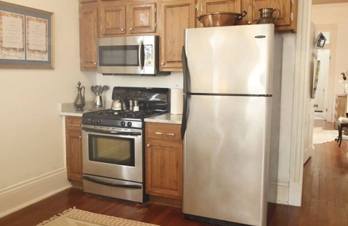 West Riverside Apartment | 5515 Tchoupitoulas - 2/1