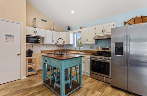 Colington Harbour House | 5526 Ways to Play * Waterfront