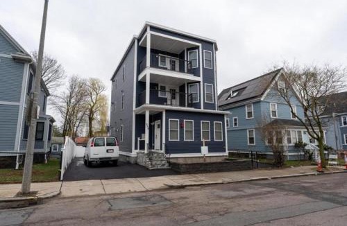 Codman Square Apartment | 558-3 3BR Boston - Modern Nest near Franklin Park