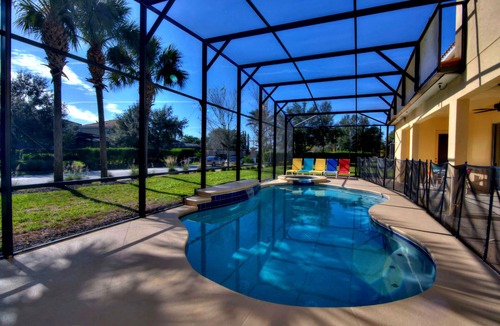 Loughman House | 56 Bedroom Bowling Villas, Sleep 150