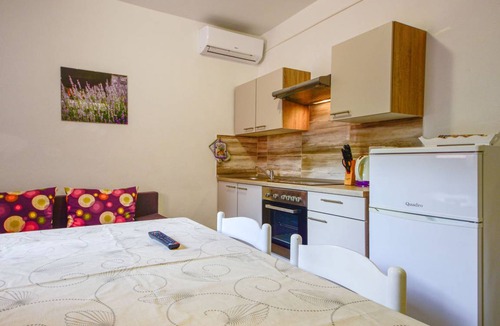 Sibinj Krmpotski Apartment | 56 m² Apartment ∙ 2 bedrooms ∙ 5 guests