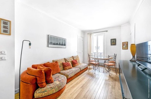 Clignancourt Apartment | 56 m² Apartment ∙ 2 bedrooms ∙ 5 guests