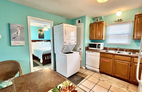Gulf Shores Condo | 56 m² Condo ∙ 2 bedrooms ∙ 6 guests