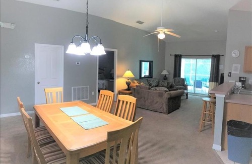 Loughman House | 56 Reserve House