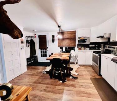 Saint-Leon-de-Standon Apartment | 564A Le Refuge Spa Riviere