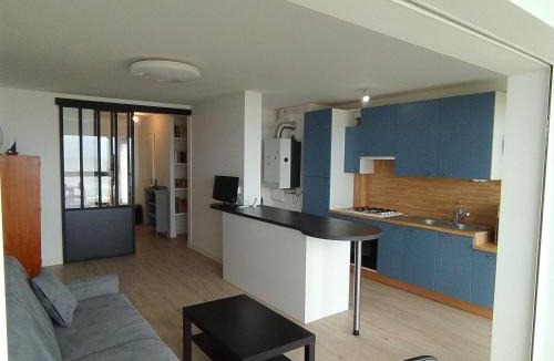 Le Home Apartment | 57 M2 LES PIEDS DANS l EAU Cabourg