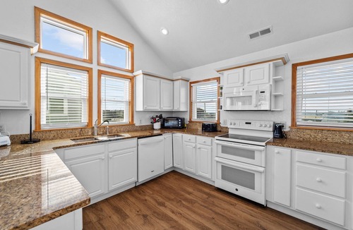 Nags Head House | 5703- The Fritz Carlton, | Oceanfront | Nags Head | Sleeps 14