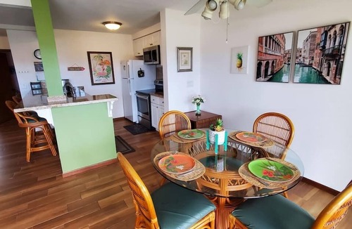 Punaluu Condo | #58 2 Bedroom/2 Bathroom lovely ocean views from b