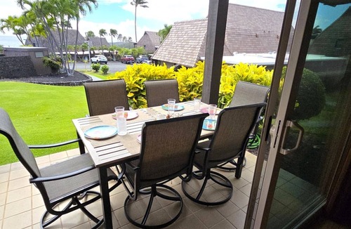 Punaluu Condo | #58 2 Bedroom/2 Bathroom lovely ocean views from b