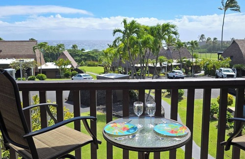 Punaluu Condo | #58 2 Bedroom/2 Bathroom lovely ocean views from b