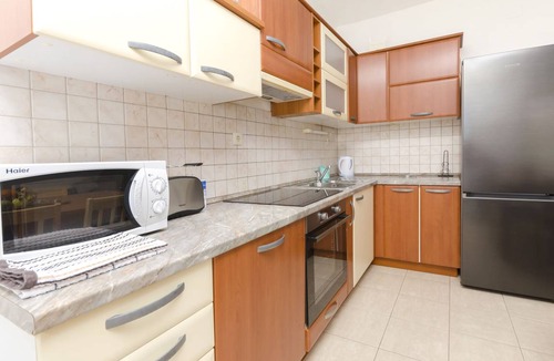 Tribunj Apartment | 58 m² Apartment ∙ 2 bedrooms ∙ 5 guests
