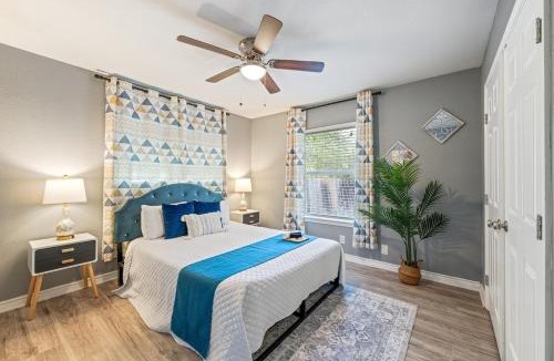 Southside House | 5802 Comfortable 4BR Home Near Lackland AFB & SeaWorld San Antonio