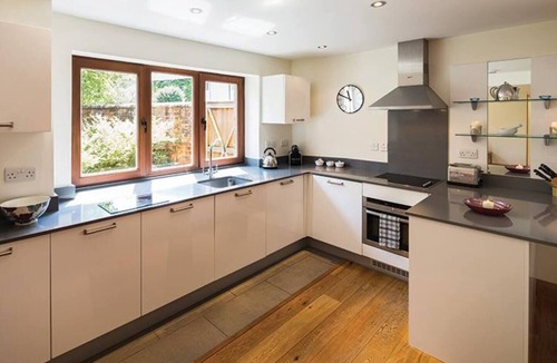 Didcot Apartment | 5a Ashbrook Mews 5a A