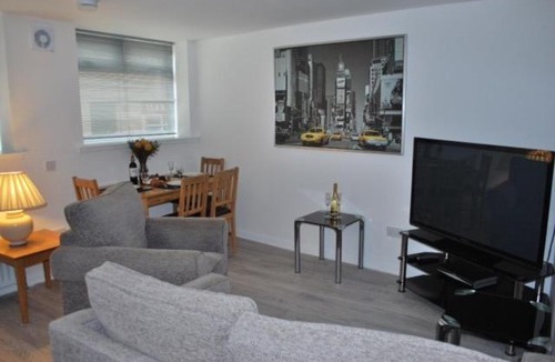 Largs Apartment | 5a Gallowgate Square Apartments