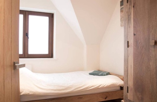 Didcot Apartment | 5b Ashbrook Mews 5b A