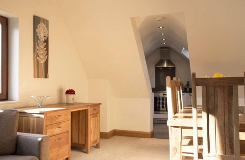 Didcot Apartment | 5b Ashbrook Mews 5b A