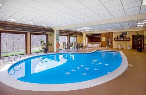 West Dover House | 5B Mountain Village- Unit B