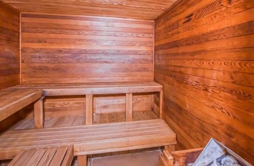 West Dover House | 5B Mountain Village- Unit B