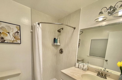 East Palo Alto Apartment | 5B4B Grand House Stanford & Meta