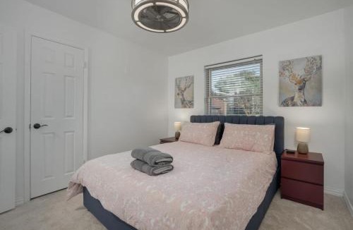 Dallas House | 5BD-3BA in the Heart of Dallas wit Pool & Hot Tub