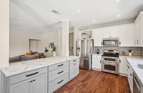 Lake Dallas House | 5BD Vacation Retreat - Pool, Patio, Cinema