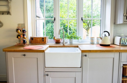 Battle House | 5BR-10Guests-Fireplace-HotTub-Pets ok - Parking