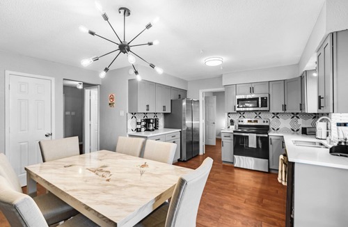 Flower Mound House | 5BR 2.5BA Newly upgraded house sleeps 16