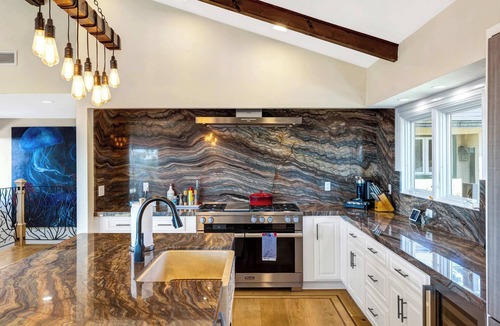 Los Gatos House | 5BR 3.5BA Panoramic Ocean & Mountain Views