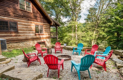 Nashville Cabin | 5BR, 3 BA. Log Cabin