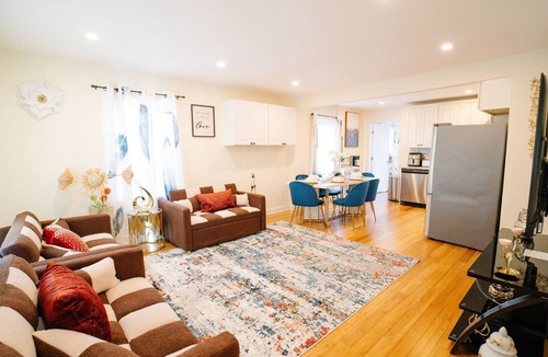 West Falls Church House | 5BR/4BA HomeI Backyard in VA!