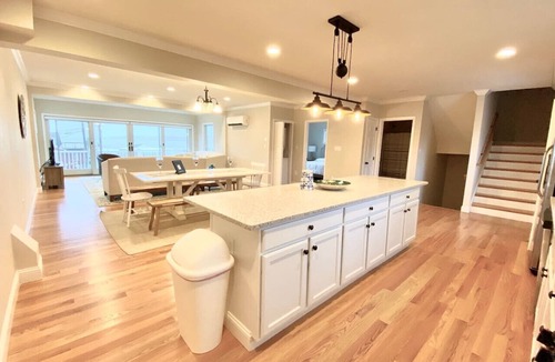 Newport Villa | 5BR/4BA Spacious Beachside Oasis Steps to Beach!