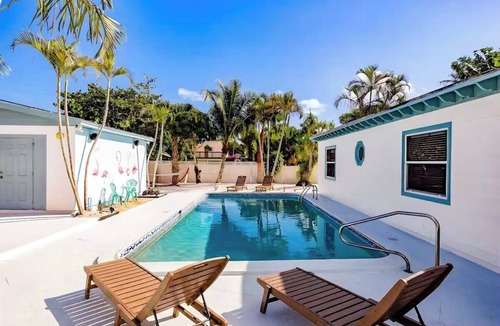 Parker Ridge House | 5BR Beach Oasis! Heated Pool, 10 Min to Beach