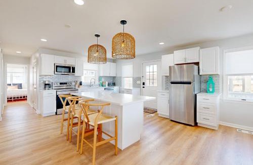 Prime Hook Beach House | 5BR Beachfront Home with Large Deck, Grill, W and D