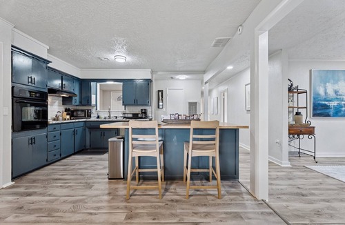 Central Oklahoma City House | 5BR Bethany Home | 5 mins Southern Nazarene University #12