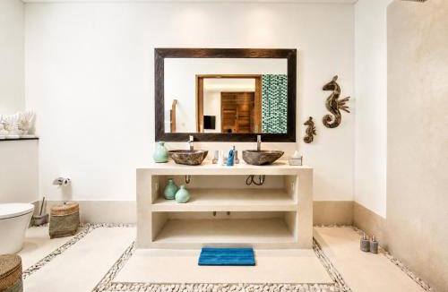 Drupadi Villa | 5BR Designer Villa, Walk to Beach, Luxury Leisure