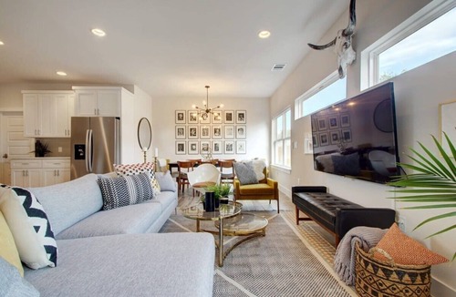 East MLK House | 5BR East Austin Home | Shared Pool & Game Room