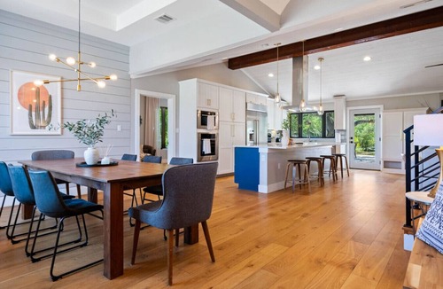 Dripping Springs House | 5BR Hill Country Pool Retreat Fire Pit Sleeps 12
