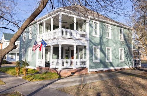 Edenton House | 5BR Historic Downtown Edenton