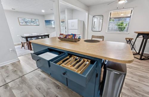 Central Oklahoma City House | 5BR Home 5 mins SNU, Sleeps 10