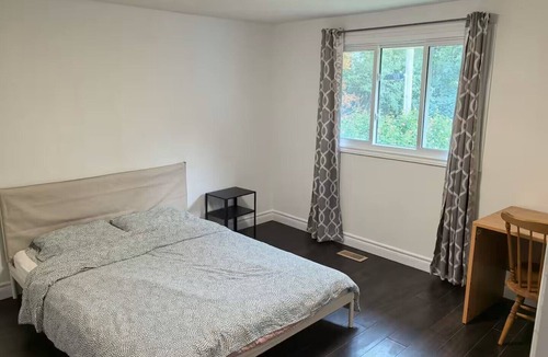 London House | 5BR Home in North London(UWO)